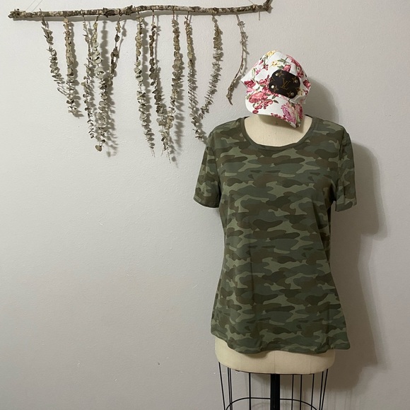 5 pack bundle basic tees - Picture 7 of 16